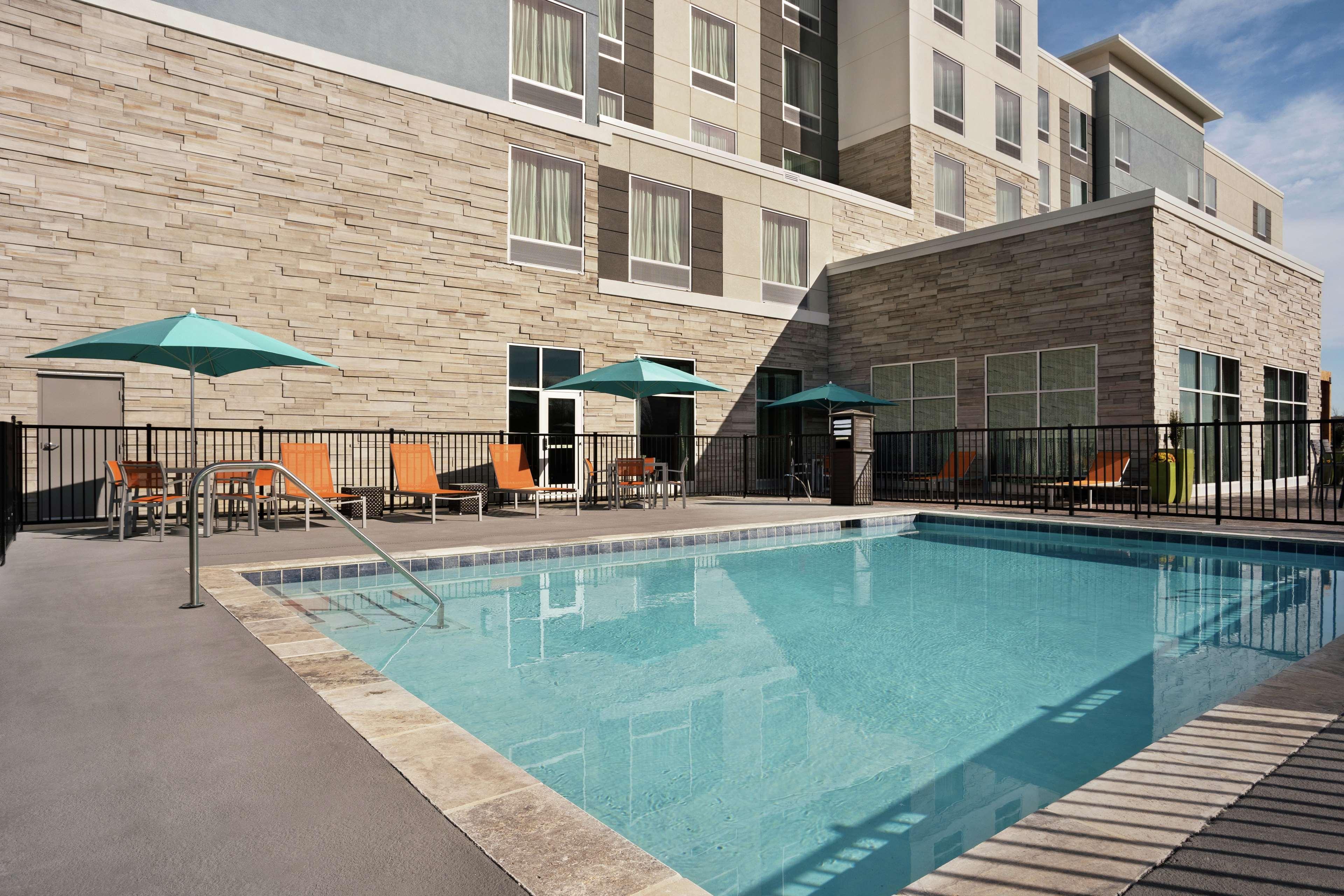Homewood Suites By Hilton Florence Exteriör bild