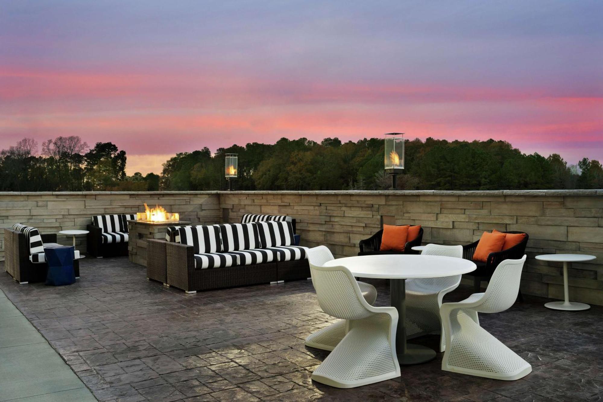 Homewood Suites By Hilton Florence Exteriör bild